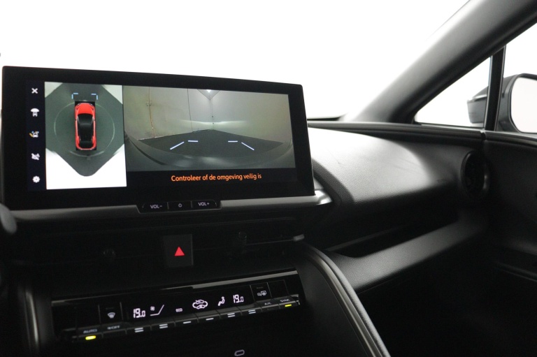 Toyota C-HR - 1.8 Hybrid 140 First Edition 44