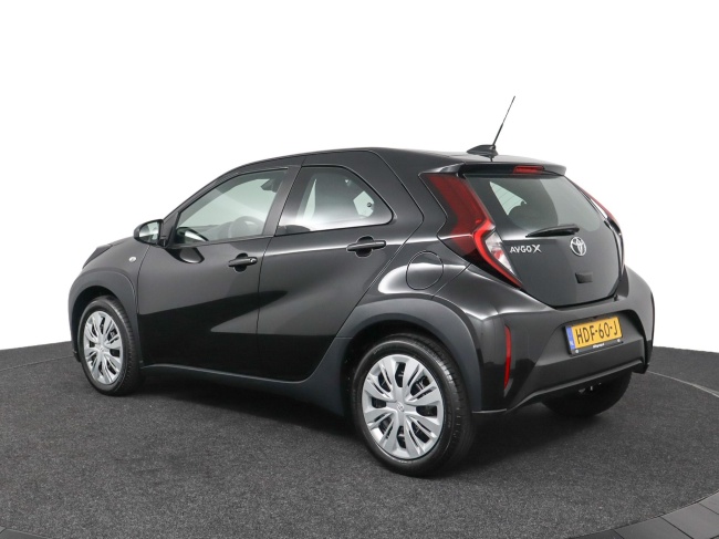 Toyota Aygo X - 1.0 VVT-i MT Play