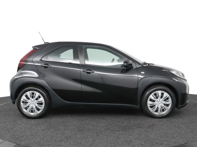 Toyota Aygo X - 1.0 VVT-i MT Play