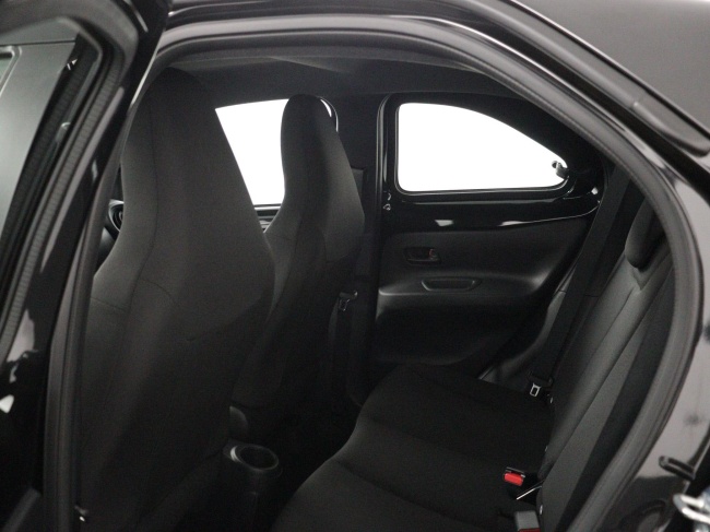 Toyota Aygo X - 1.0 VVT-i MT Play