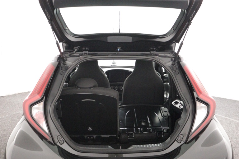 Toyota Aygo X - 1.0 VVT-i MT Play 23
