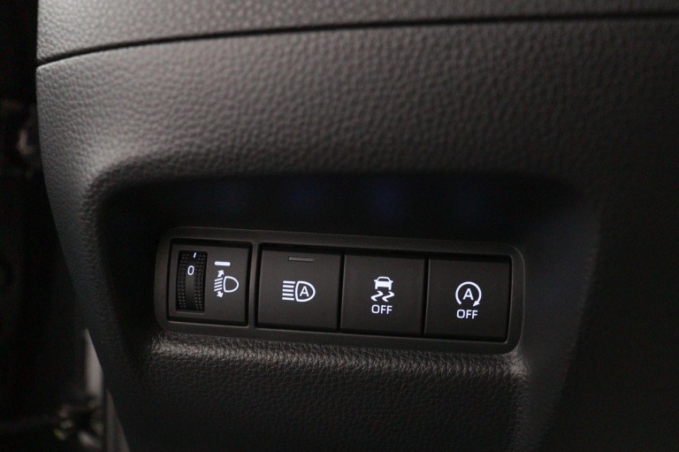 Toyota Aygo X - 1.0 VVT-i MT Play 28