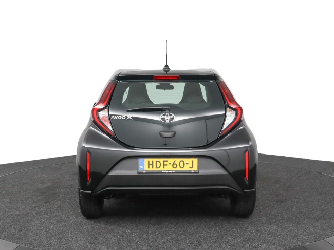 Toyota Aygo X - 1.0 VVT-i MT Play