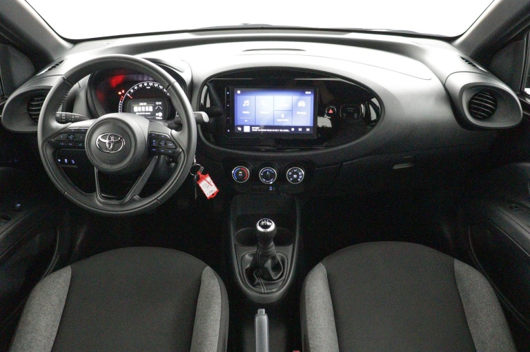 Toyota Aygo X - 1.0 VVT-i MT Play 4
