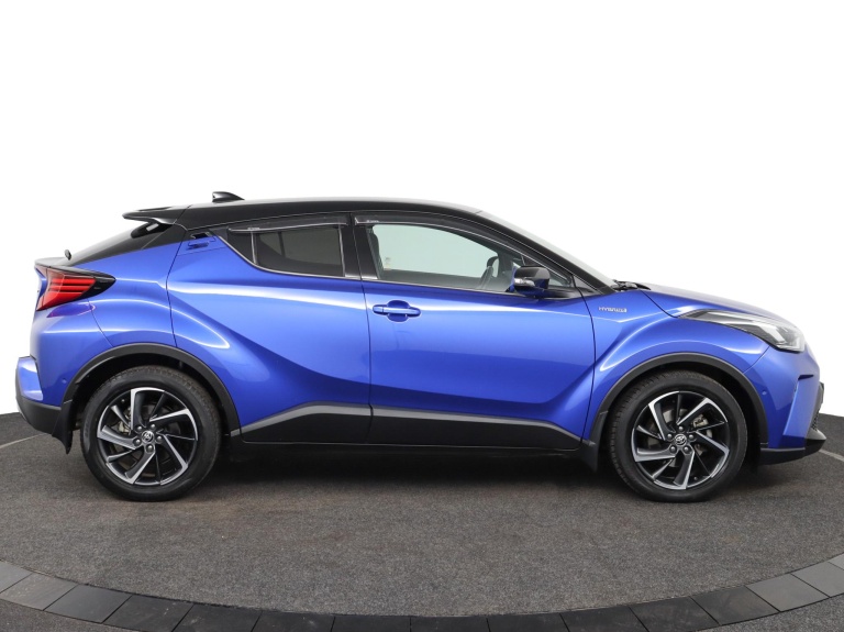 Toyota C-HR - 2.0 Hybrid Bi-Tone 13