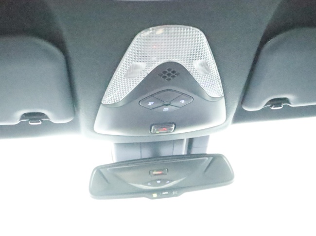 Toyota C-HR - 2.0 Hybrid Bi-Tone