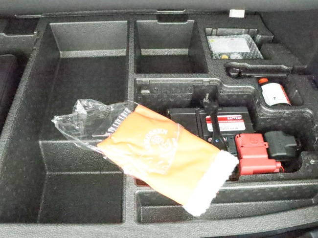 Toyota C-HR - 2.0 Hybrid Bi-Tone