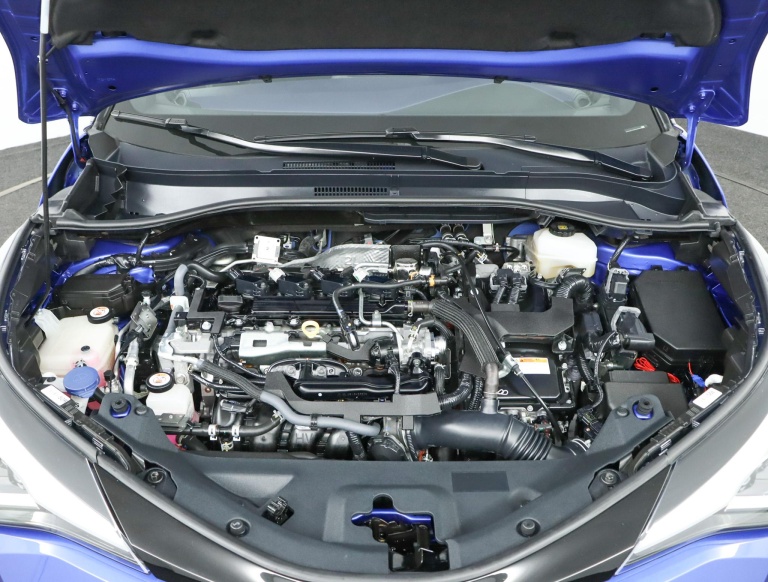 Toyota C-HR - 2.0 Hybrid Bi-Tone 36