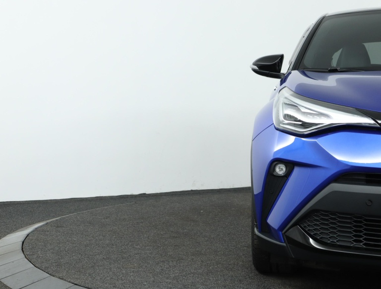 Toyota C-HR - 2.0 Hybrid Bi-Tone 37