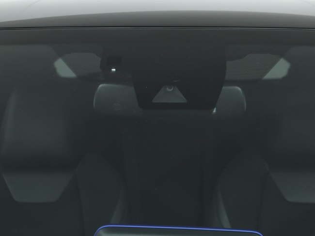 Toyota C-HR - 2.0 Hybrid Bi-Tone