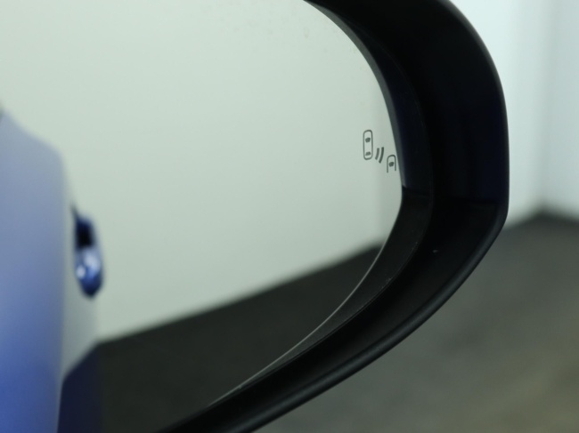 Toyota C-HR - 2.0 Hybrid Bi-Tone