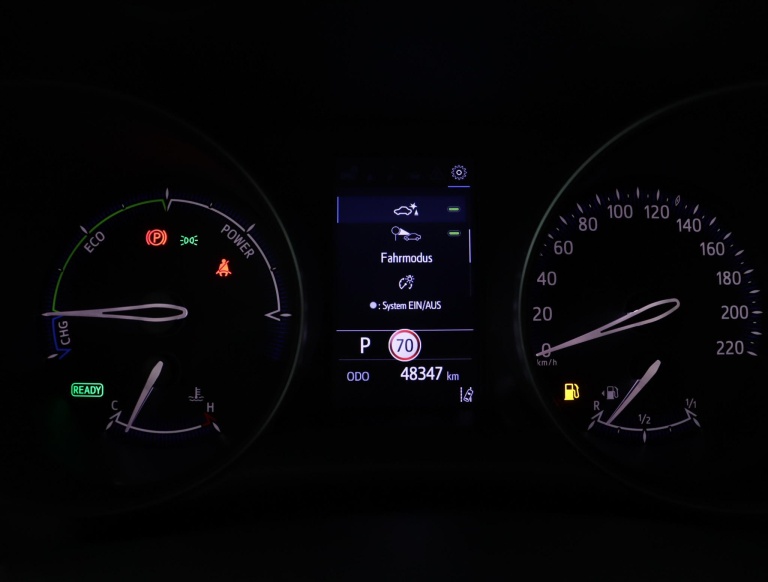 Toyota C-HR - 2.0 Hybrid Bi-Tone 51