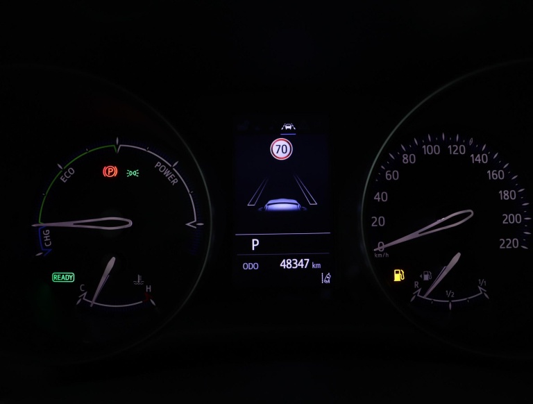 Toyota C-HR - 2.0 Hybrid Bi-Tone 53