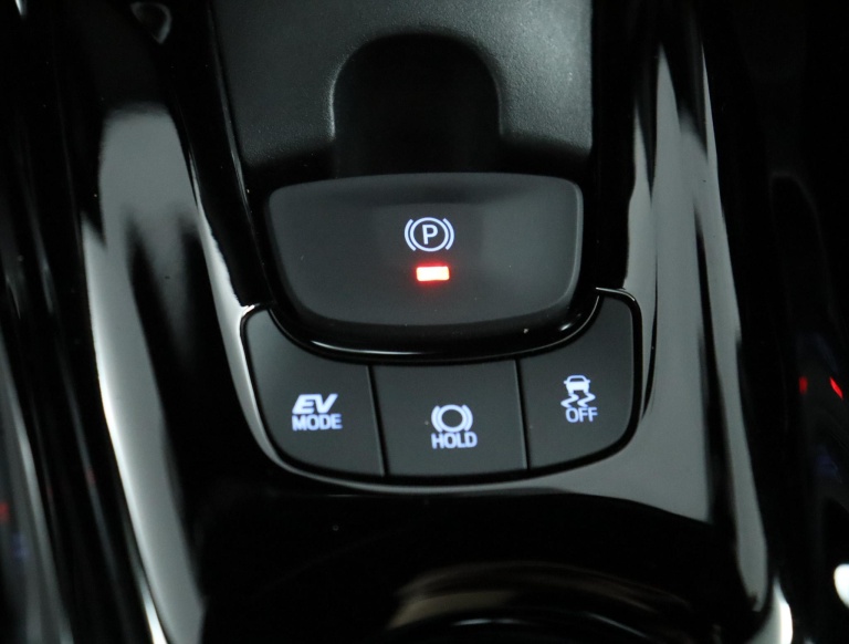 Toyota C-HR - 2.0 Hybrid Bi-Tone 60