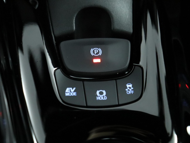 Toyota C-HR - 2.0 Hybrid Bi-Tone