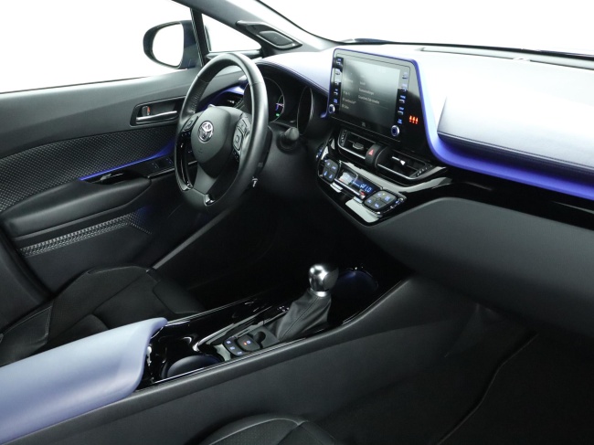 Toyota C-HR - 2.0 Hybrid Bi-Tone