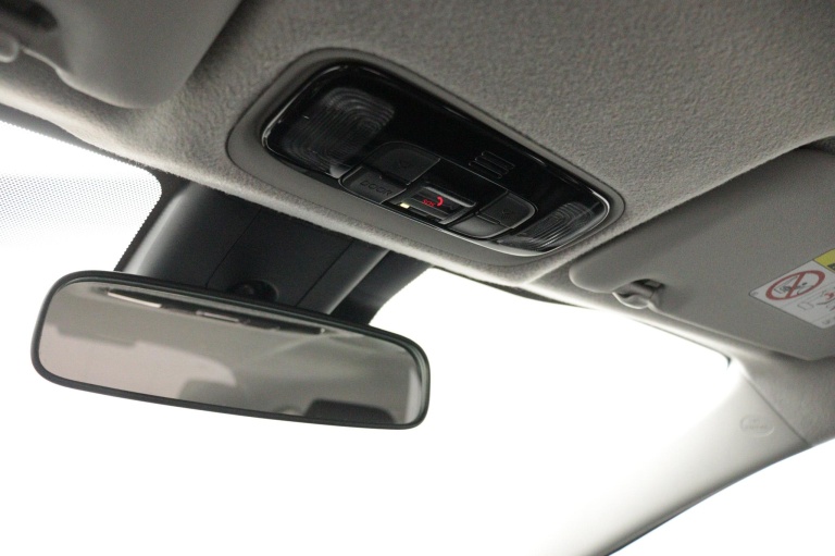 Toyota Yaris - 1.5 Hybrid Active 31