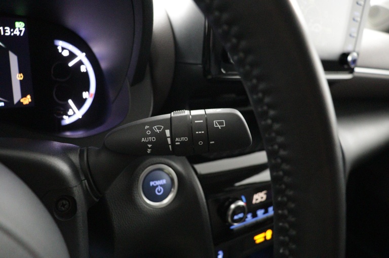Toyota Yaris Cross - 1.5 Hybrid Executive Limited 32