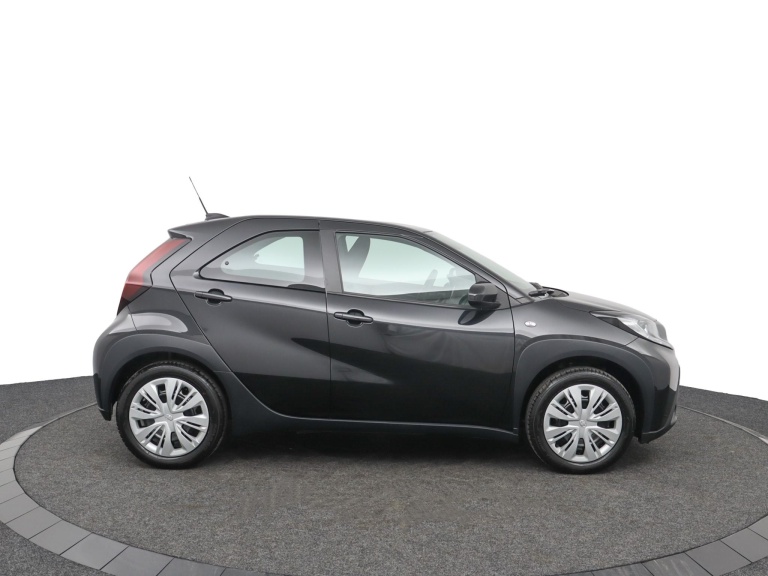 Toyota Aygo X - 1.0 VVT-i MT Play 13