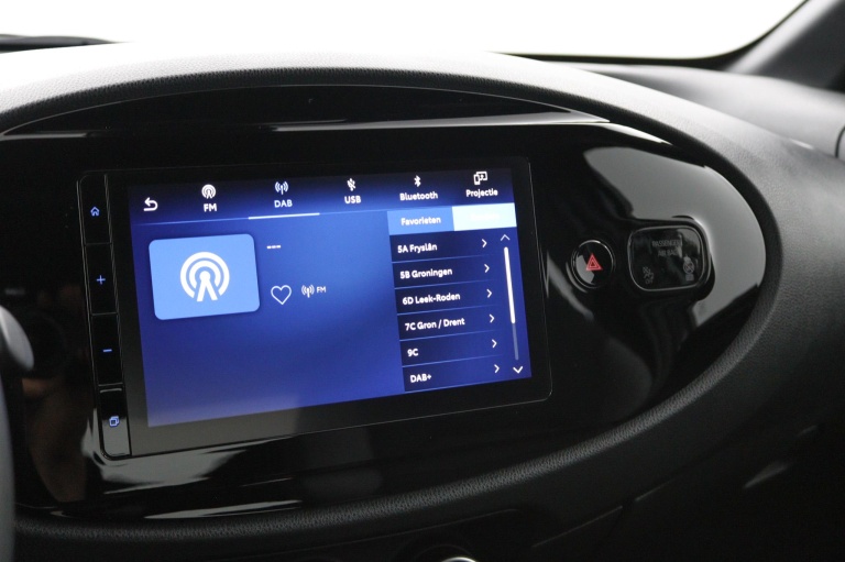 Toyota Aygo X - 1.0 VVT-i MT Play 39