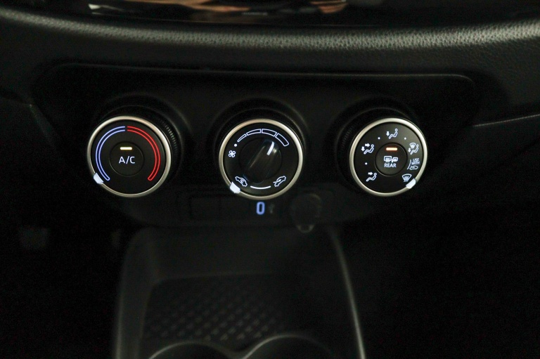 Toyota Aygo X - 1.0 VVT-i MT Play 7