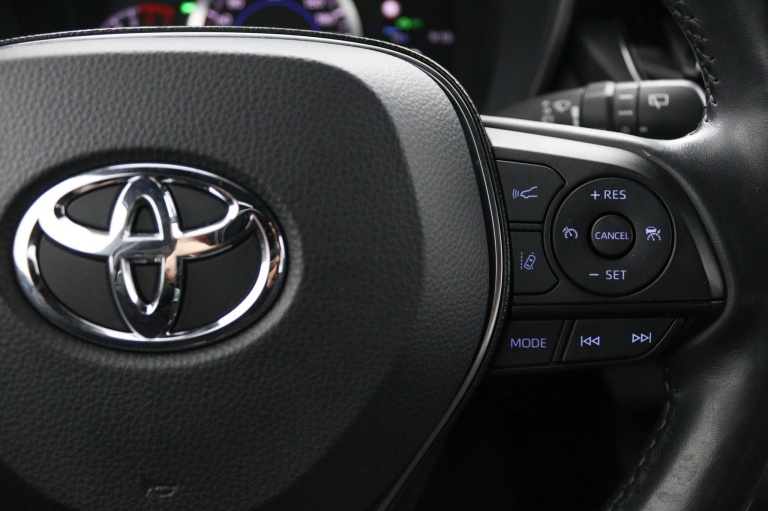 Toyota Corolla Touring Sports - 1.8 Hybrid 21