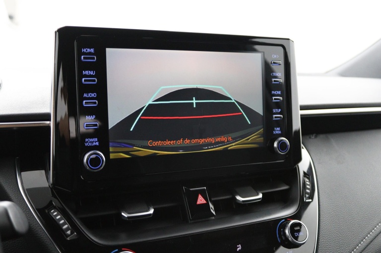 Toyota Corolla Touring Sports - 1.8 Hybrid 9