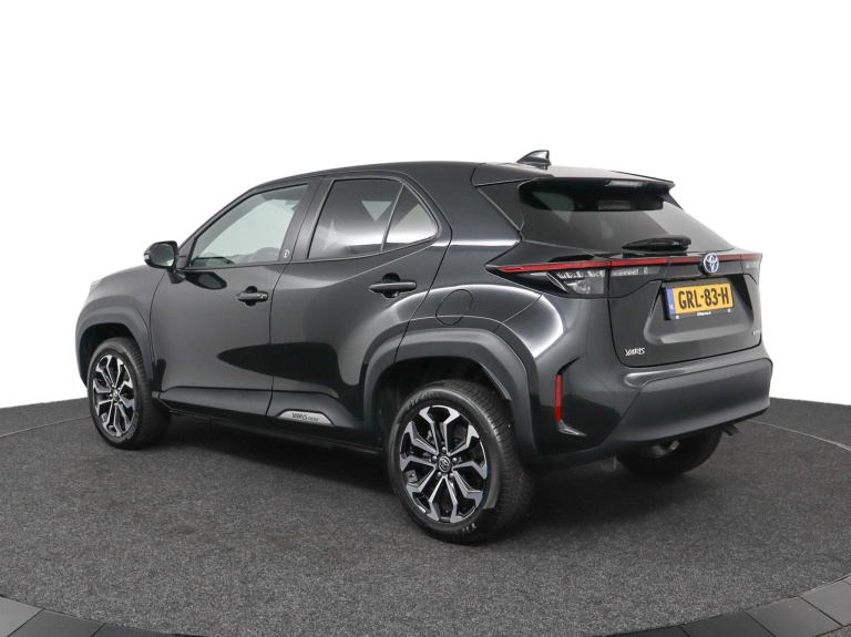 Toyota Yaris Cross - 1.5 Hybrid Business Plus 12