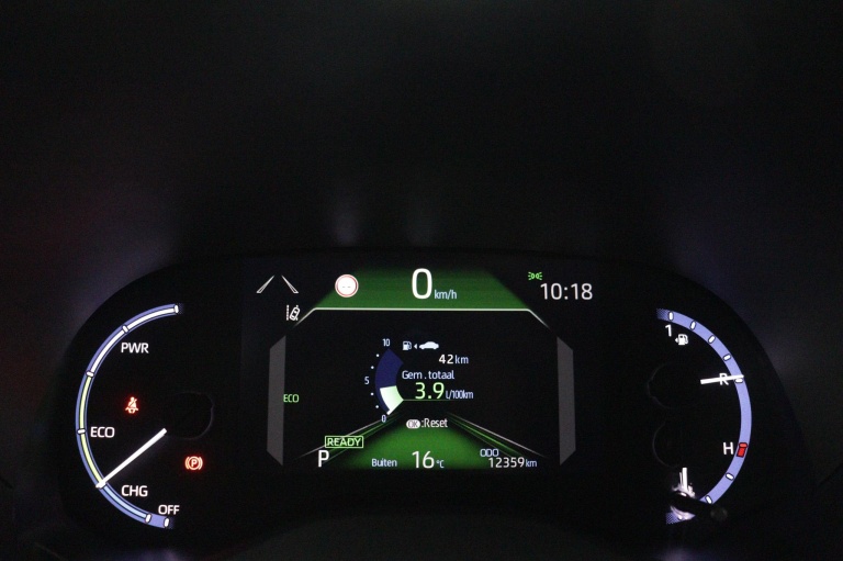 Toyota Yaris Cross - 1.5 Hybrid Business Plus 6
