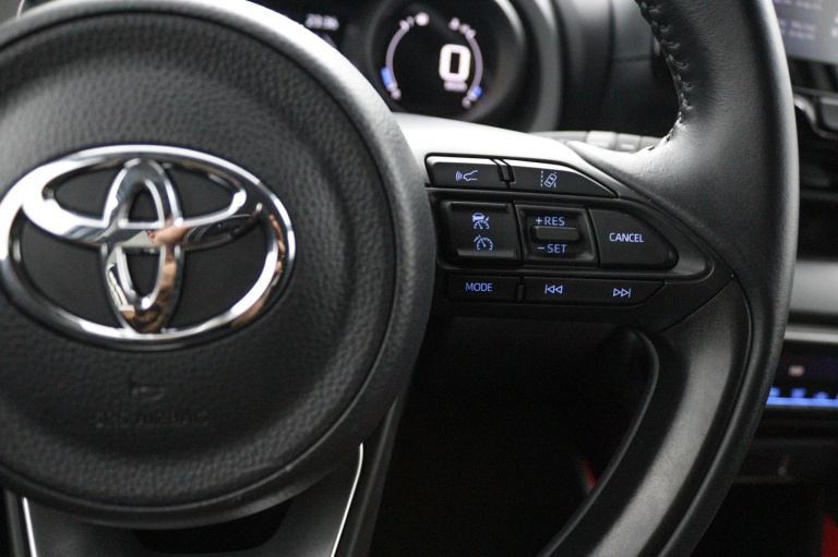 Toyota Yaris - 1.5 Hybrid 115 Special Edition 21