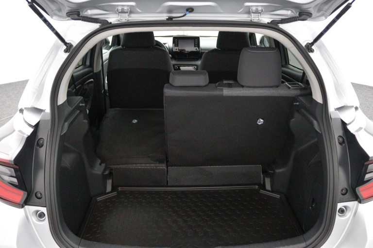 Toyota Yaris - 1.5 Hybrid 115 Special Edition 26