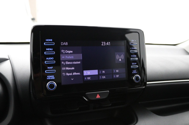 Toyota Yaris - 1.5 Hybrid 115 Special Edition 41