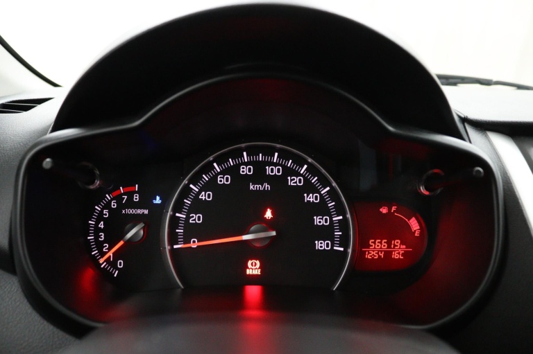 Suzuki Celerio - 1.0 Dynamic 11