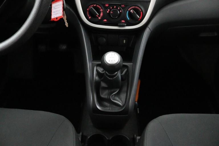 Suzuki Celerio - 1.0 Dynamic 27