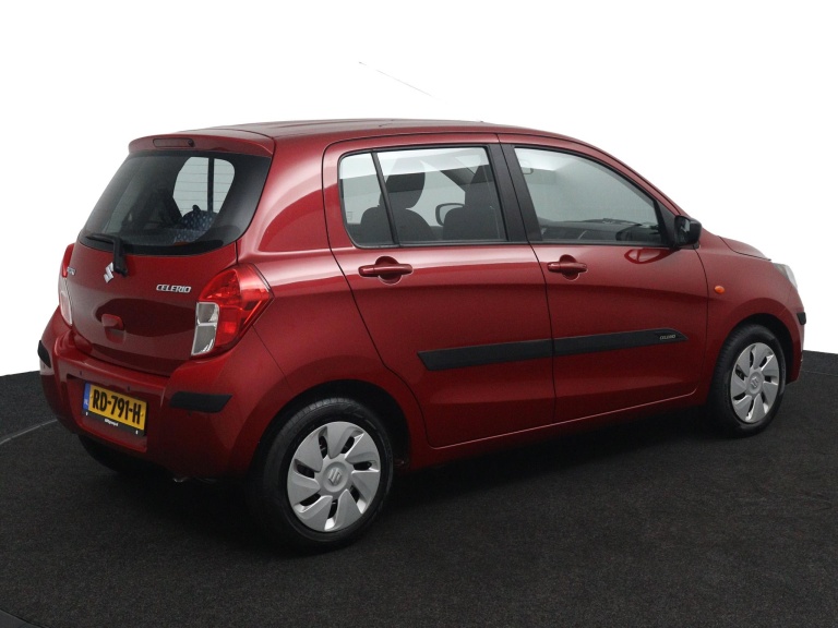 Suzuki Celerio - 1.0 Dynamic 4