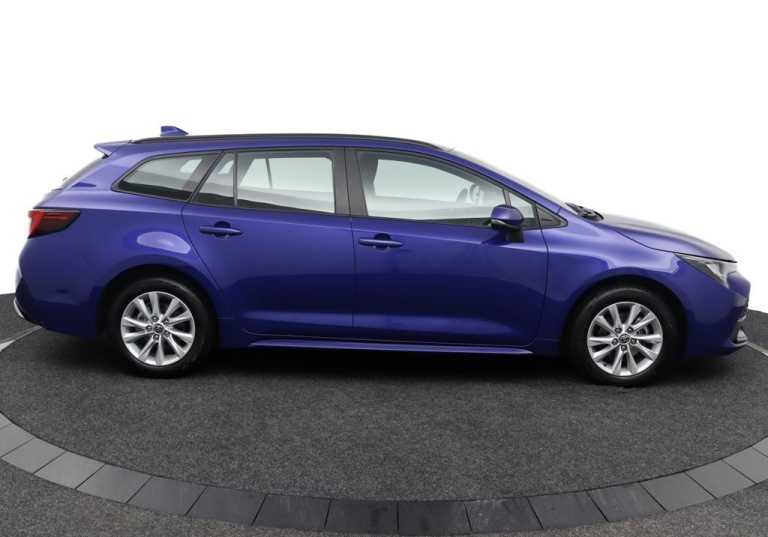 Toyota Corolla Touring Sports - Hybrid 140 13
