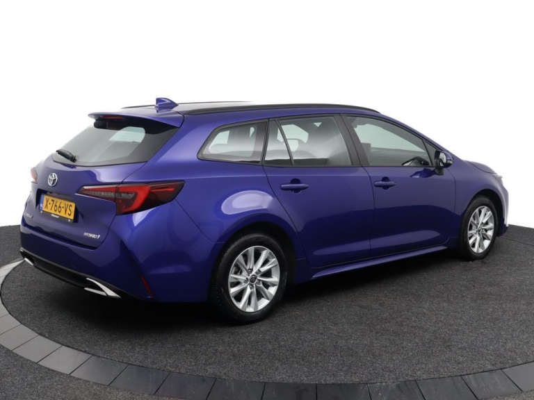 Toyota Corolla Touring Sports - Hybrid 140 2