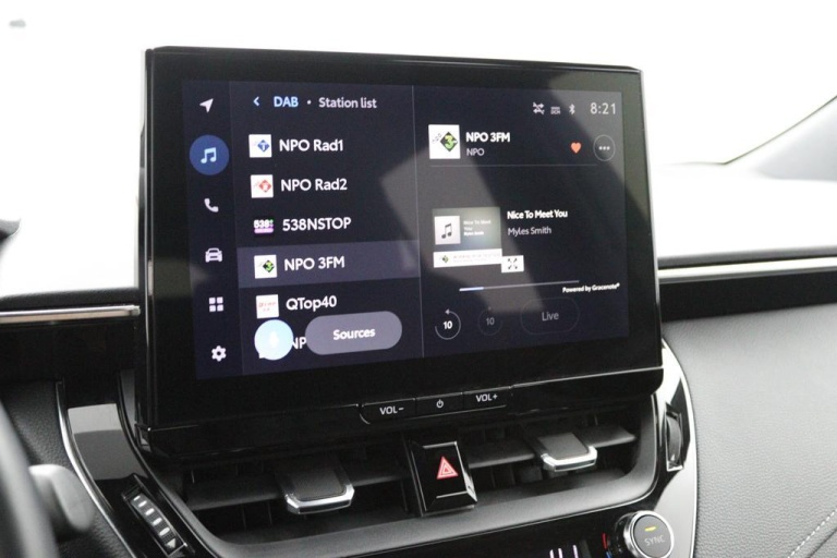 Toyota Corolla Touring Sports - Hybrid 140 9