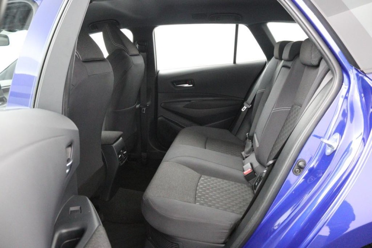 Toyota Corolla TS - Hybrid 140 17