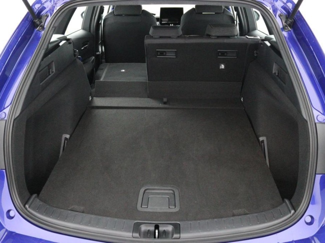 Toyota Corolla TS - Hybrid 140