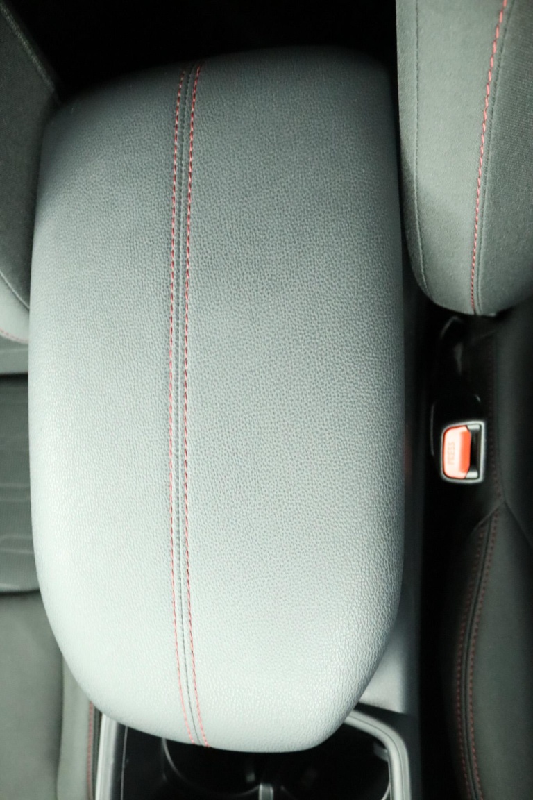 Toyota RAV4 - 2.5 Plug-in Hybrid AWD Dynamic 58