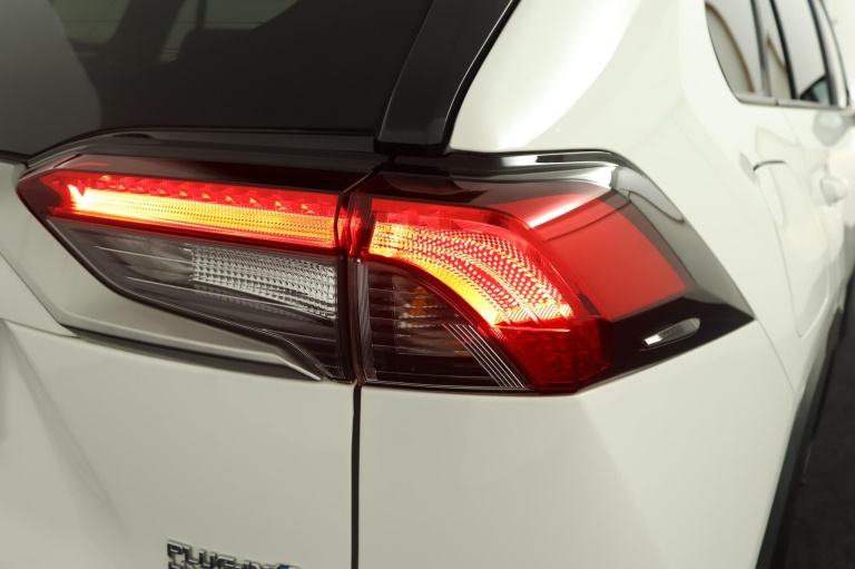 Toyota RAV4 - 2.5 Plug-in Hybrid AWD Dynamic 63