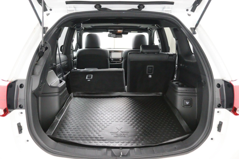 Mitsubishi Outlander - 2.4 PHEV Instyle 24