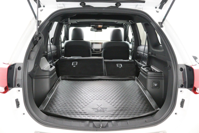 Mitsubishi Outlander - 2.4 PHEV Instyle 25