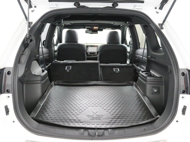 Mitsubishi Outlander - 2.4 PHEV Instyle