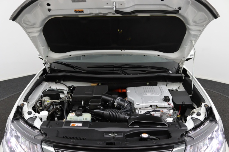 Mitsubishi Outlander - 2.4 PHEV Instyle 34