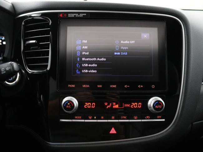 Mitsubishi Outlander - 2.4 PHEV Instyle