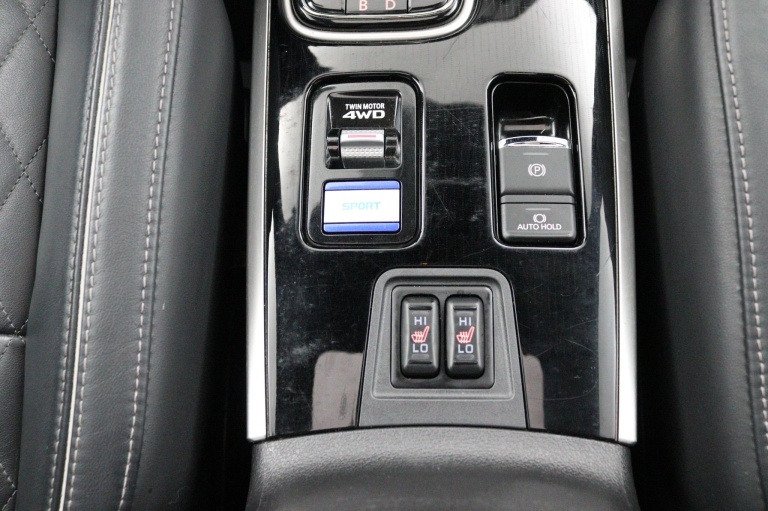 Mitsubishi Outlander - 2.4 PHEV Instyle 46