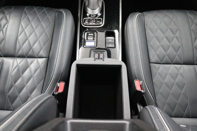 Mitsubishi Outlander - 2.4 PHEV Instyle 47