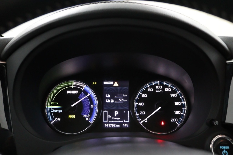 Mitsubishi Outlander - 2.4 PHEV Instyle 6